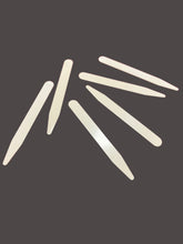 Load image into Gallery viewer, Collar stays
