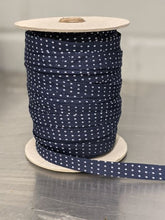 Load image into Gallery viewer, Bias Tape Dotted - double fold
