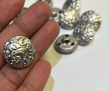 Load image into Gallery viewer, Leaf Engraved Buttons - Silver
