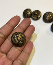 Load image into Gallery viewer, Leaf Engraved Buttons - Antique brass
