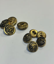 Load image into Gallery viewer, Antique Lion Head Button
