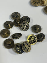 Load image into Gallery viewer, Crest 3D Gold Button
