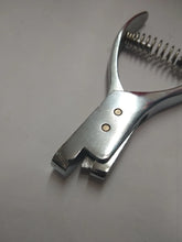 Load image into Gallery viewer, Pattern Notcher
