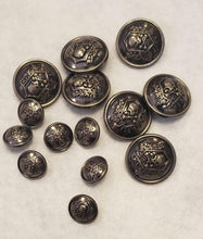 Load image into Gallery viewer, Round Skull &amp; Crossbones shank button
