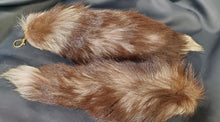 Load image into Gallery viewer, Fox Fur tail with key chain
