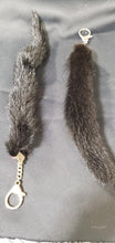 Load image into Gallery viewer, Fox Fur tail with key chain
