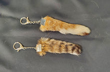 Load image into Gallery viewer, Fox Fur tail with key chain
