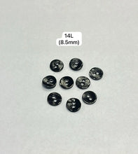 Load image into Gallery viewer, Black Shell Buttons
