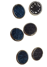 Load image into Gallery viewer, Vintage Carved Resin button
