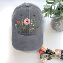 Load image into Gallery viewer, Embroidery HAT - DIY kit
