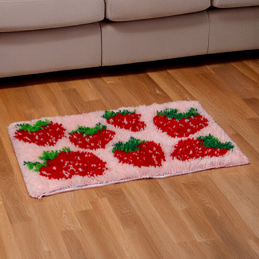 Strawberry Rug - Latch hook - DIY kit