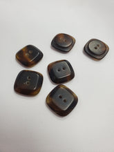 Load image into Gallery viewer, Squircle-shaped Horn buttons
